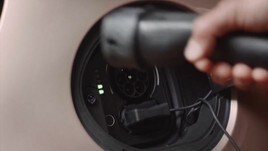 Nuova Fiat 500 elettrica 3+1: ecco il video