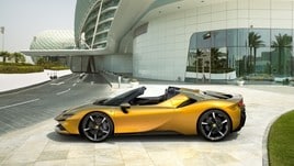 Ferrari SF90 Spider, tutte le FOTO