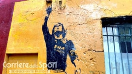 Roma, il murale di Totti a Rione Monti torna a splendere