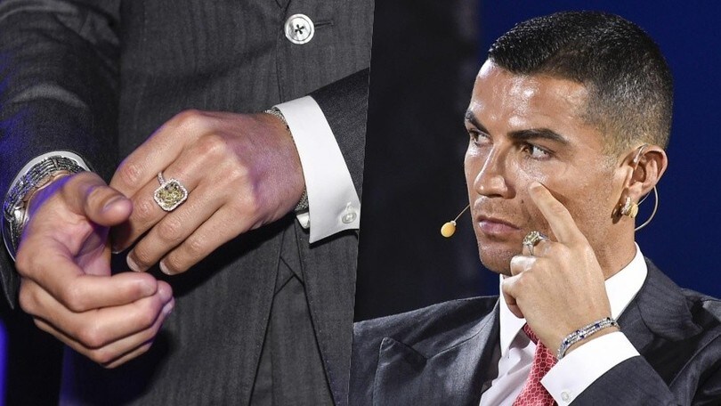 Ronaldo extralusso: orologio, orecchino e anello super a Dubai