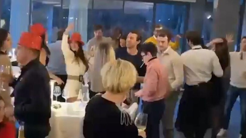 Festa choc di Capodanno, 126 persone multate: arrivano le scuse