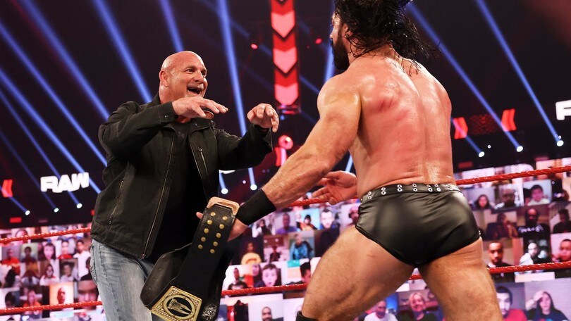 WWE, Hulk Hogan apre il 2021. E Goldberg sfida Drew McIntyre
