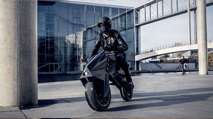 Nera, moto elettrica stampata 3D by BigRep FOTO