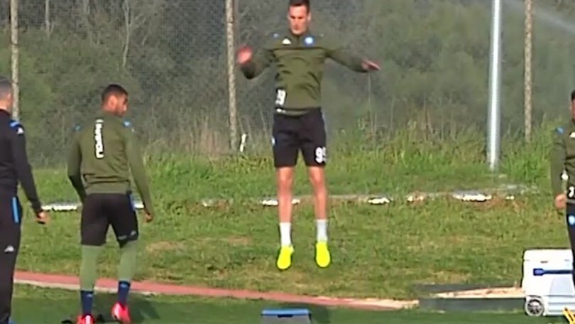 Milik, l'agente non esclude Roma e Juventus