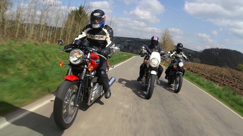 Assicurazioni: calo del 26% per le moto, merito della RC Familiare