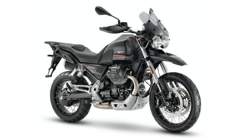 Moto Guzzi V85 TT 2021: aggiornamento per la classic enduro