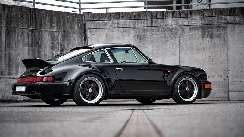 Porsche 964 Turbo,  ARES Design la spinge fino a 470 cv