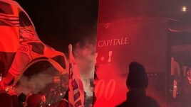 Lazio, i tifosi si radunano per salutare la squadra