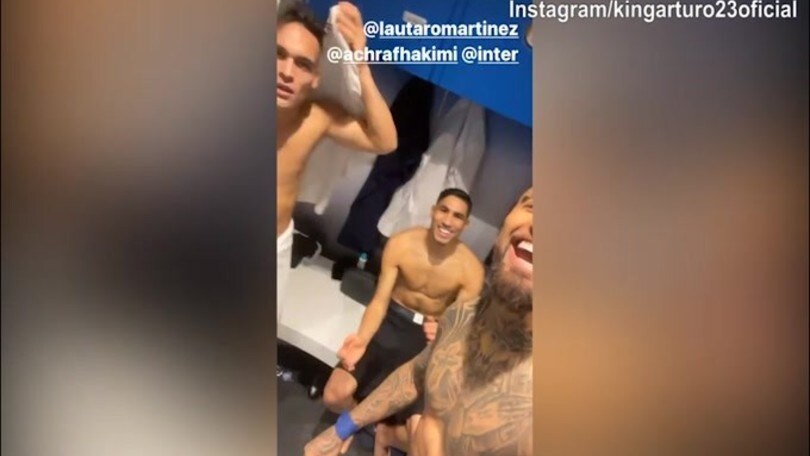 Vidal: gol, vittoria e...festa negli spogliatoi!