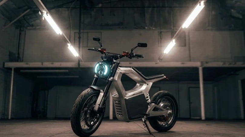 Sondors Metacycle, l'elettrica che ti ricarica il telefonino