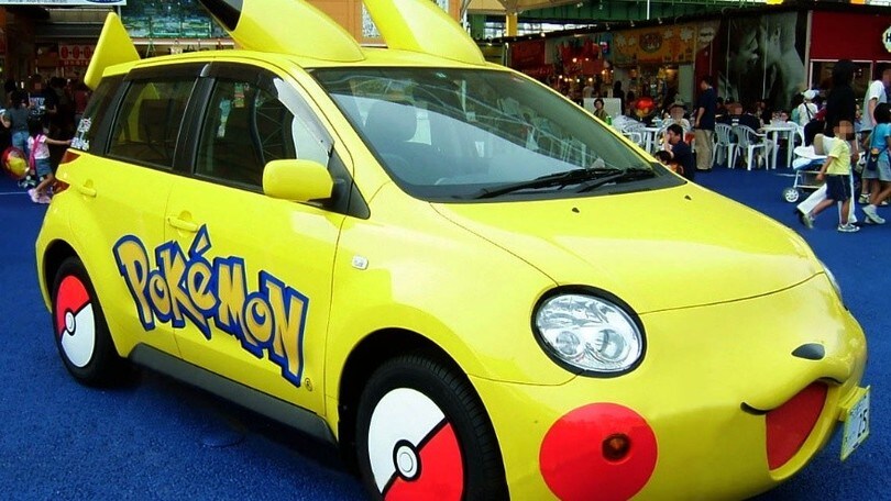 Porsche, BMW i8, Toyota, Honda e... ecco le auto più curiose ispirate ai Pokemon
