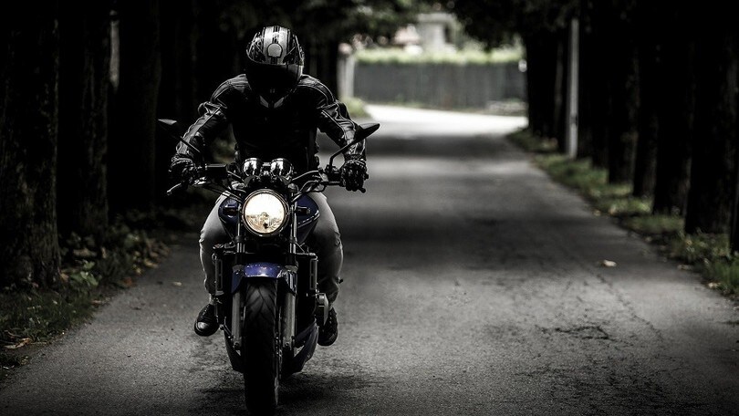 Rubi una moto? La Polizia non ti insegue!