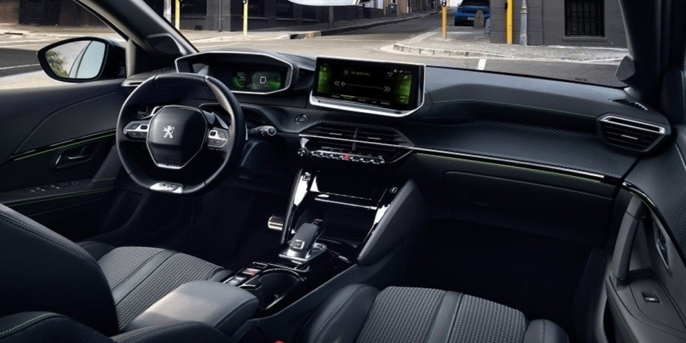 Peugeot 208 e il suo i-Cockpit 3D