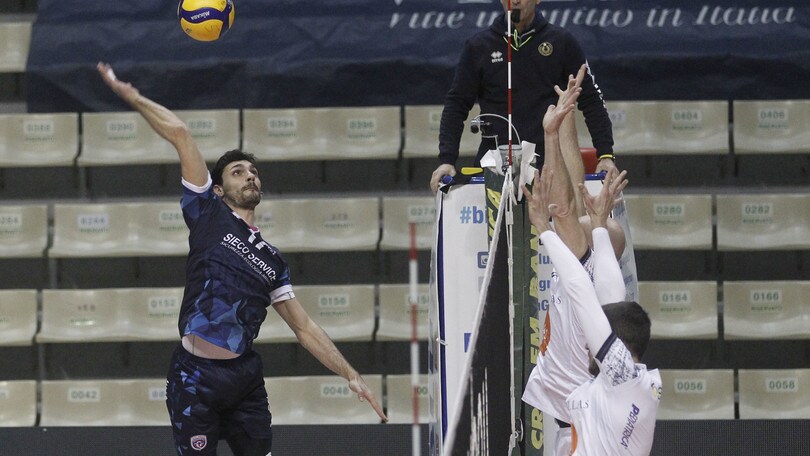Siena non si ferma: superata Ortona