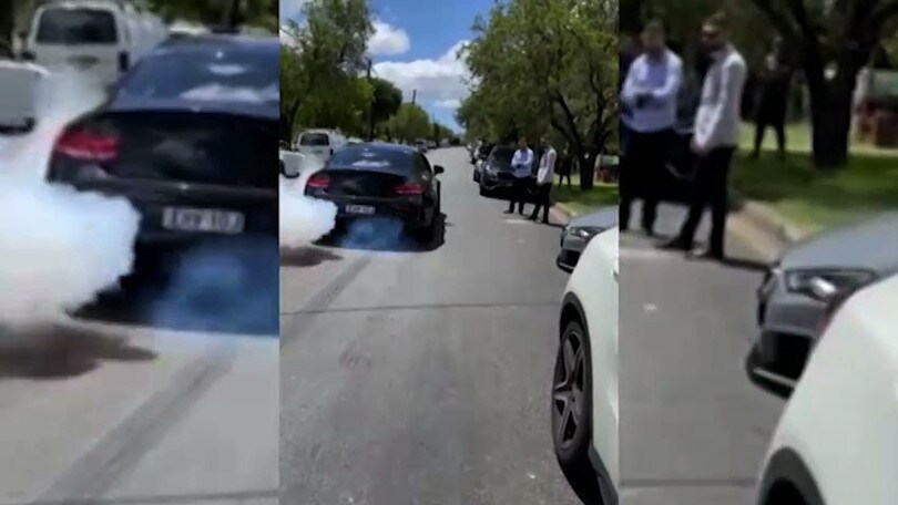 Mercedes, quando va tutto in fumo e fiamme!