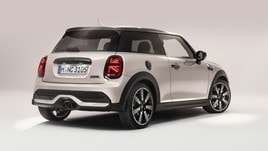 Mini Cooper S: ecco il restyling 2021