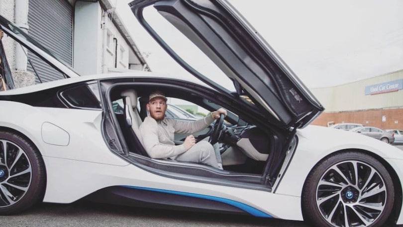 Conor McGregor, yacht e auto di lusso nella sua collezione