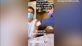 Elisabetta Canalis, richiamo del vaccino effettuato