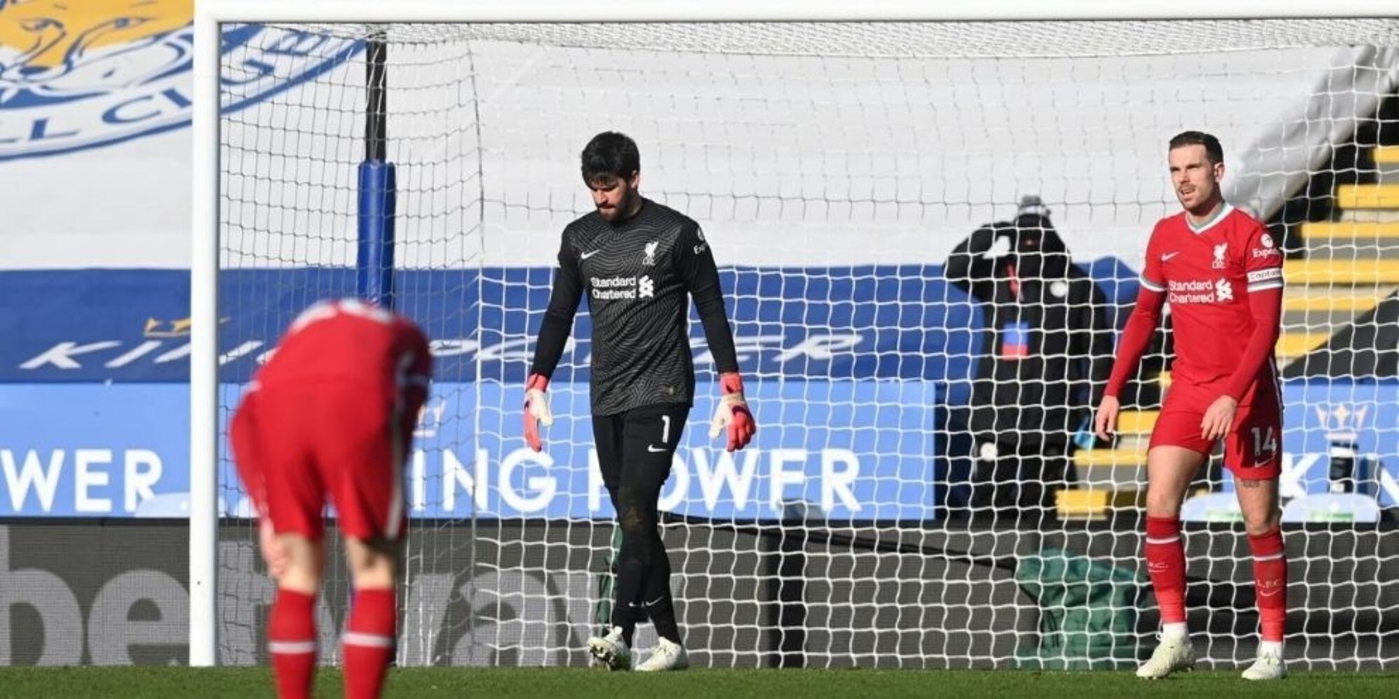 Premier, crisi Liverpool: sconfitto ancora a Leicester. City indomabile: 3-0 a Mourinho