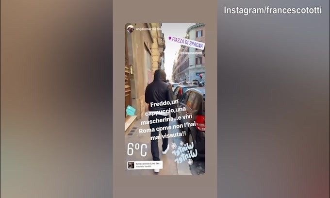 Totti in incognito, passeggiata nel centro di Roma