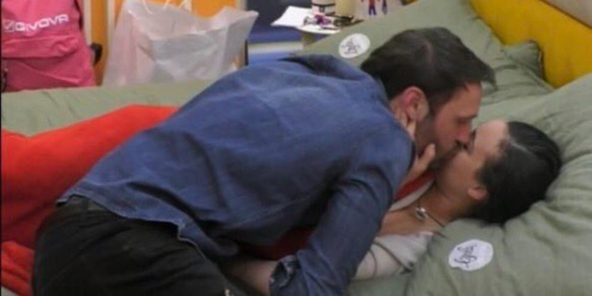 Gf Vip, Andrea Zenga e Rosalinda Cannavò vicini al bacio