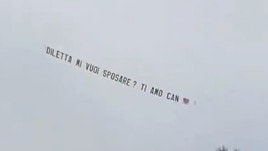 Can Yaman, un aereo per chiedere la mano a Diletta. Sarà vero?