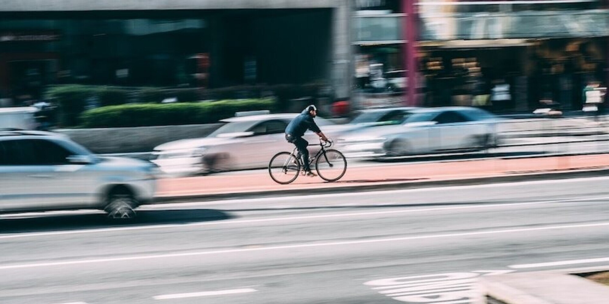 Inghilterra, i ciclisti possono filmare chi guida in modo pericoloso