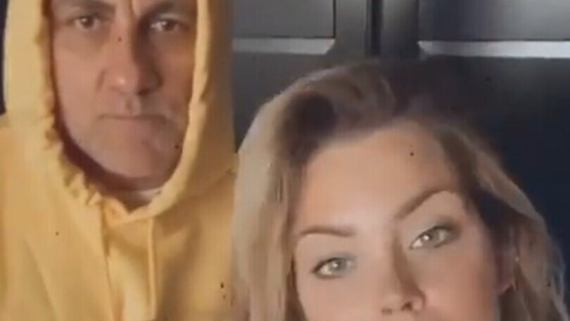 Bobo Vieri e Costanza Caracciolo ringraziano la famiglia Totti!