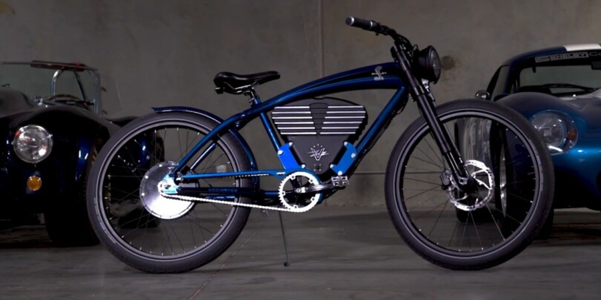 E-Bike Shelby di Vintage Electric: la bici dedicata al mitico Carroll Shelby