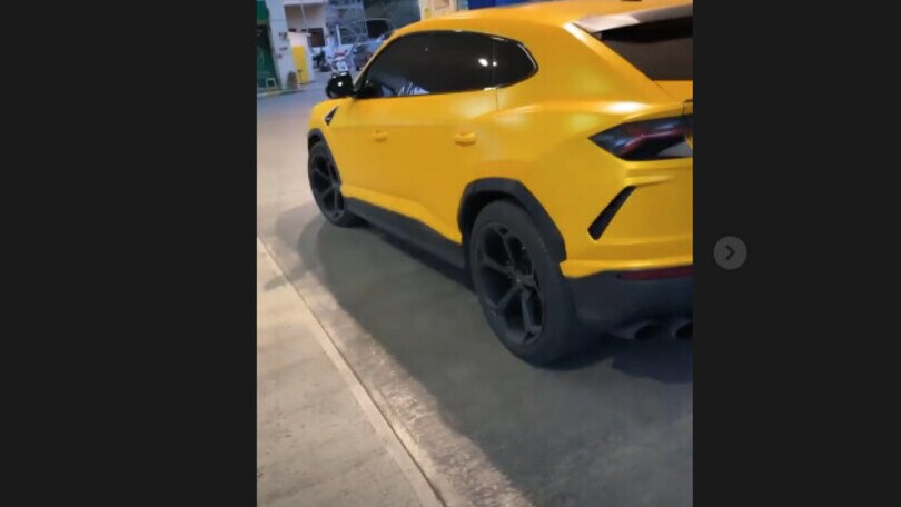 Babacar, ecco la sua nuova Lamborghini Urus in giallo