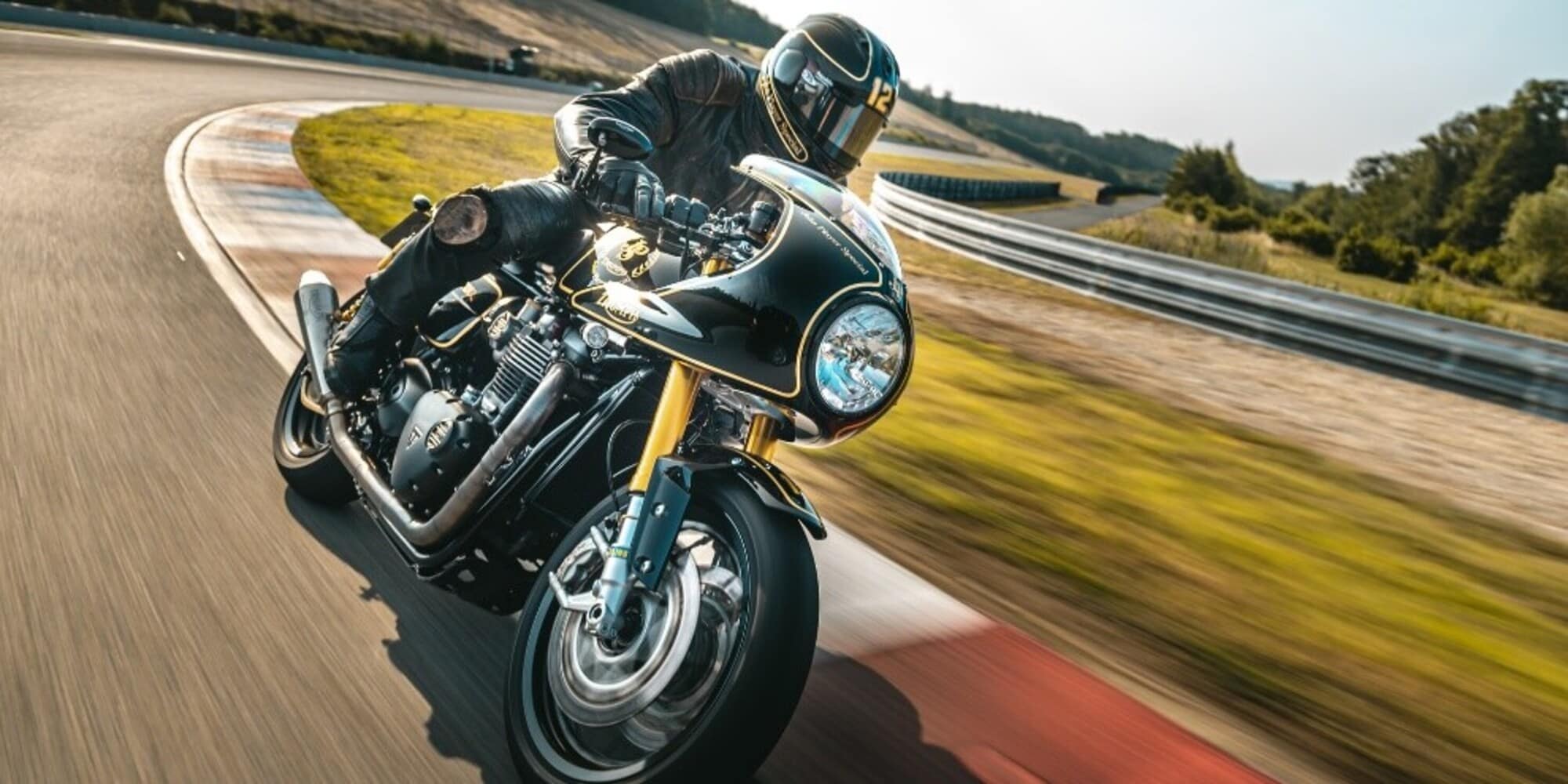 Moto e scooter in Italia e in Europa: tra scarichi rumorosi e CO2