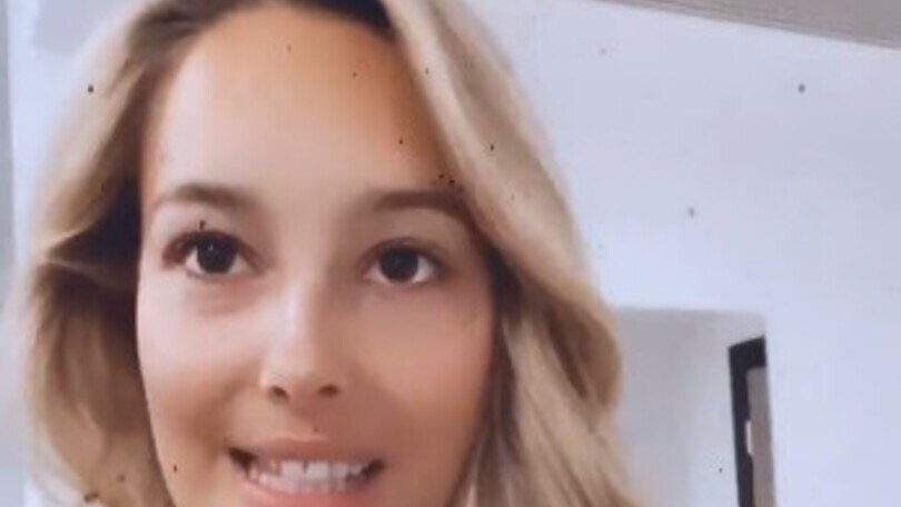 Lady Pellè festeggia su Instagram il gol del compagno
