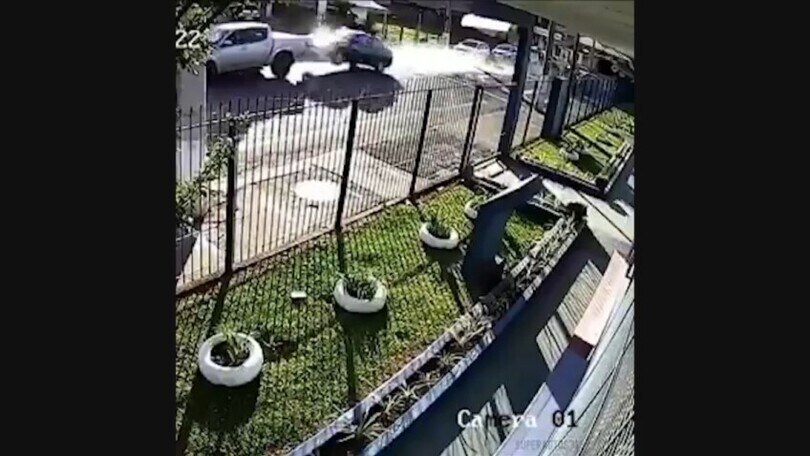 Accelerazione, impennata e… boom: il tamponamento è assurdo