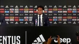 Festa in casa McKennie con Arthur e Dybala: multa per i presenti