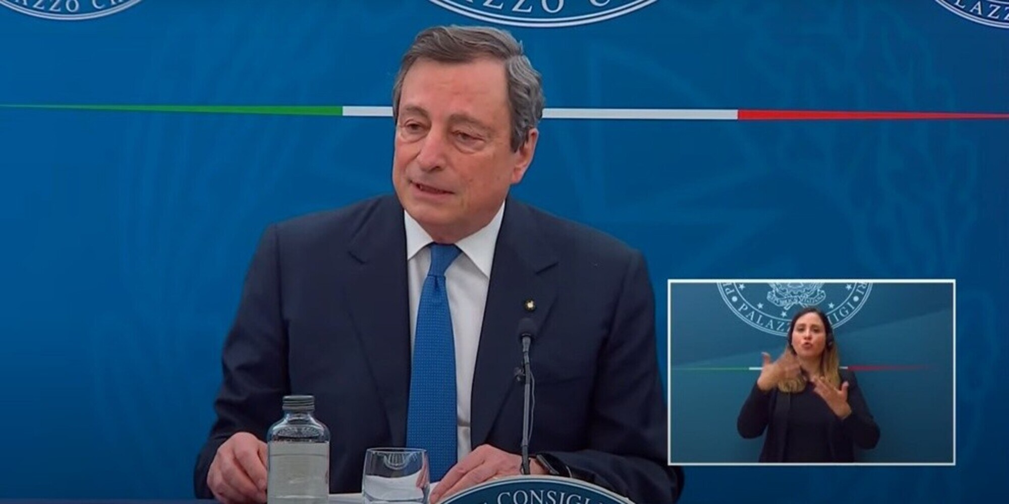 Covid, vaccini e AstraZeneca: la conferenza stampa di Mario Draghi