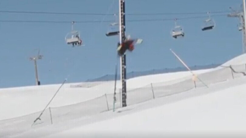 Valentino Guseli: il salto da 7.3 metri dello snowboarder. E'record del mondo