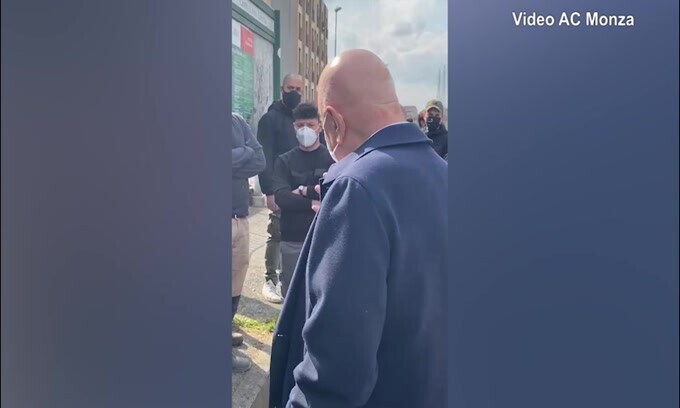 La carica di Galliani: "Quando rischiavo la vita pensavo al Monza.."