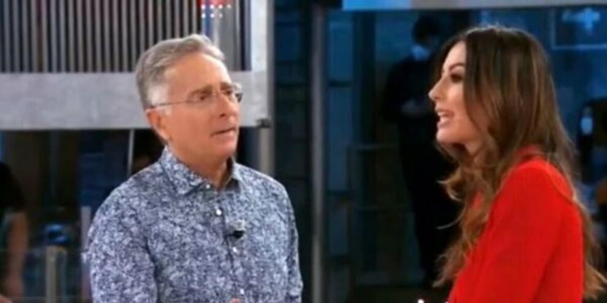 Elisabetta Gregoraci maliziosa con Bonolis: "Tu le fai queste cose?"