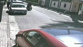 Range Rover Evoque rubato in 30 secondi a Napoli