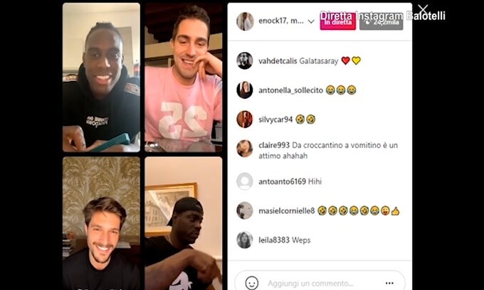 Pia prende in giro Enock e poi: "Papà è occupato con la ragazza.."