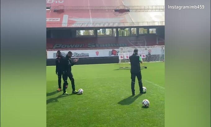 Balotelli, che gol in allenamento!