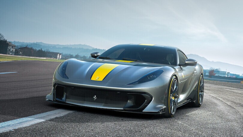 Ferrari 812 Versione Speciale col V12