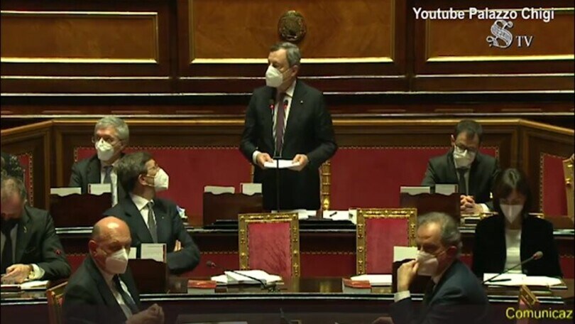 La doppia gaffe di Draghi: "Onorevoli deputati"