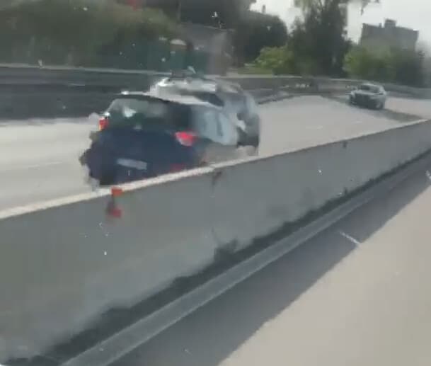 L'auto contromano provoca un terribile incidente