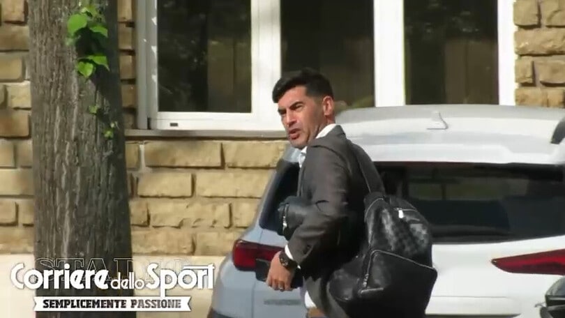 Roma, Fonseca arriva a Trigoria per dirigere l’allenamento
