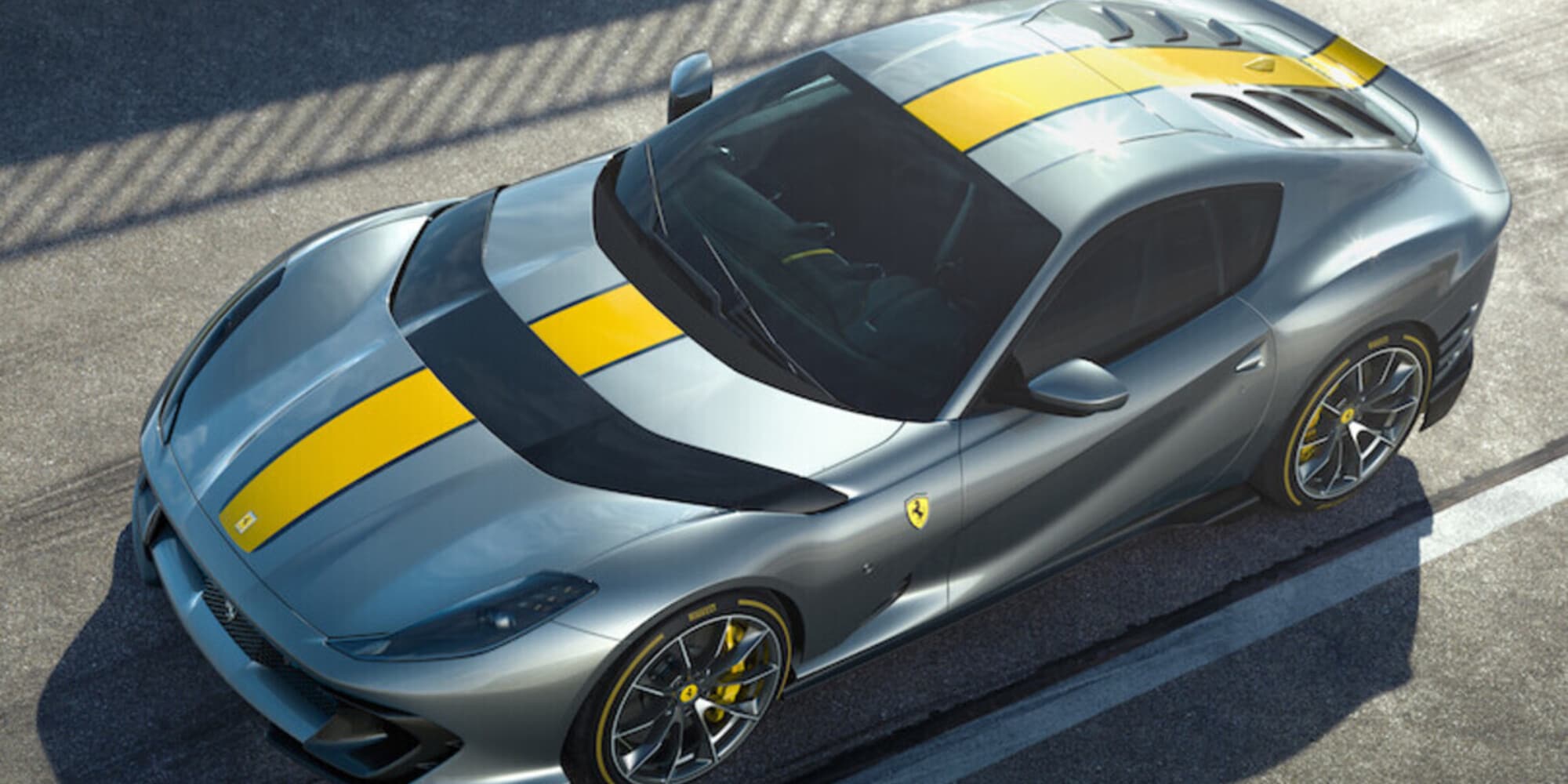 Ferrari 812 Competizione, potenza al servizio dello stile