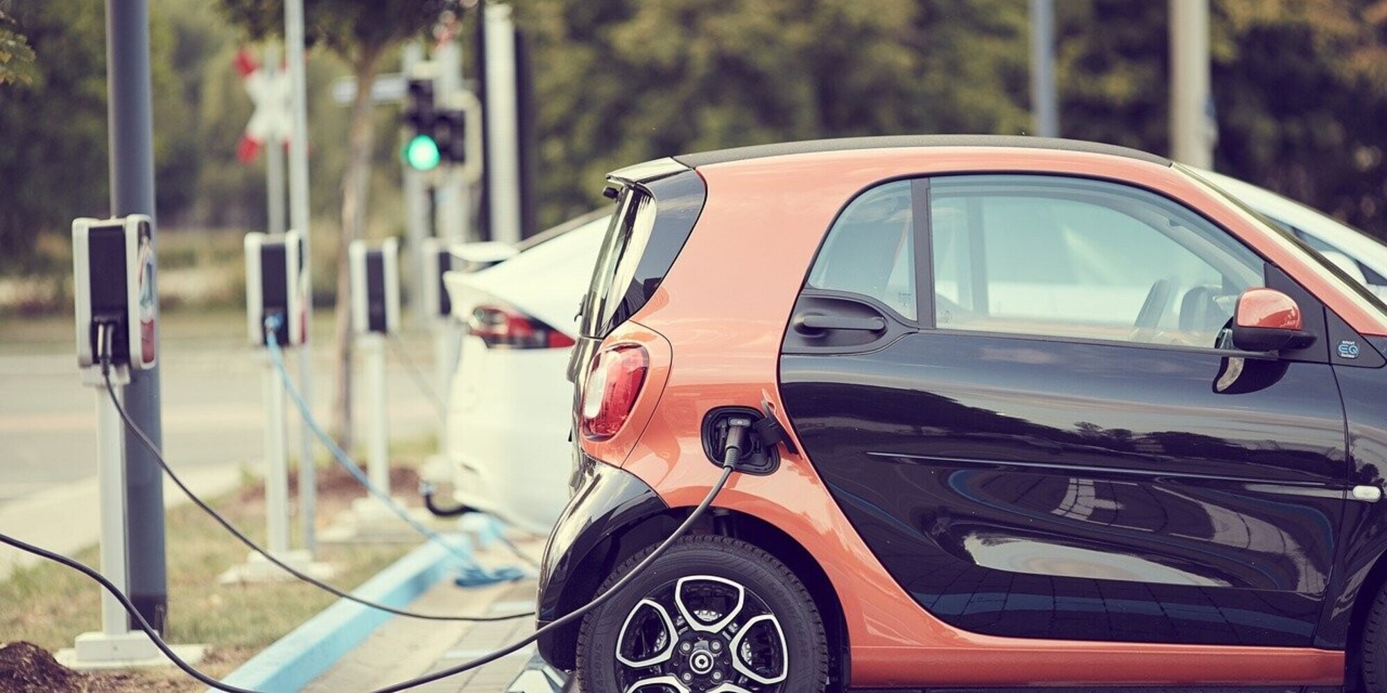 Entro sei anni auto elettriche più economiche di quelle tradizionali