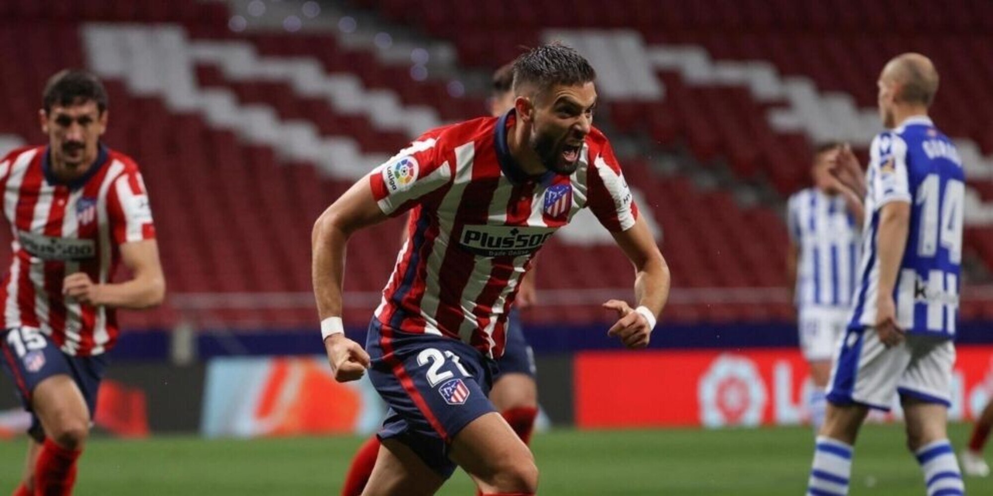 L'Atletico allunga sul Barcellona in attesa del Real. Vince il Siviglia