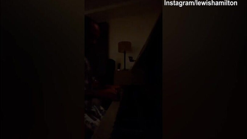 Hamilton, artista al pianoforte!