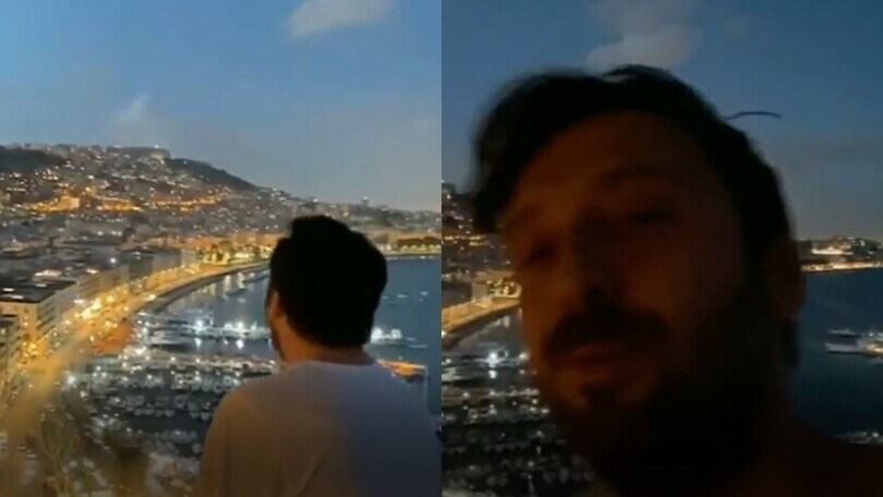 Cesare Cremonini, la serenata a Napoli emoziona i fan